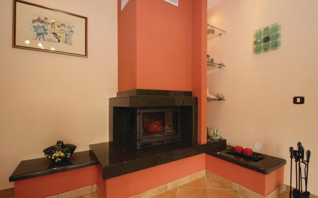 Beautiful Home in Labin With Wifi and 6 Bedrooms