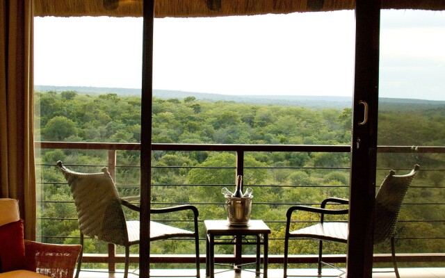 Victoria Falls Safari Club