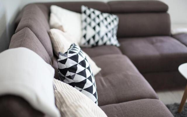 Serious Job Apartment