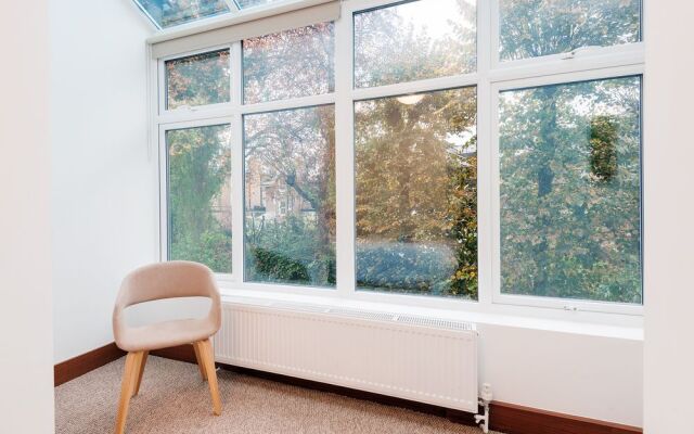 The Holland Road Residence IV - TL16