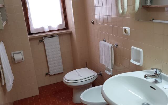Grt Hotel & Spa
