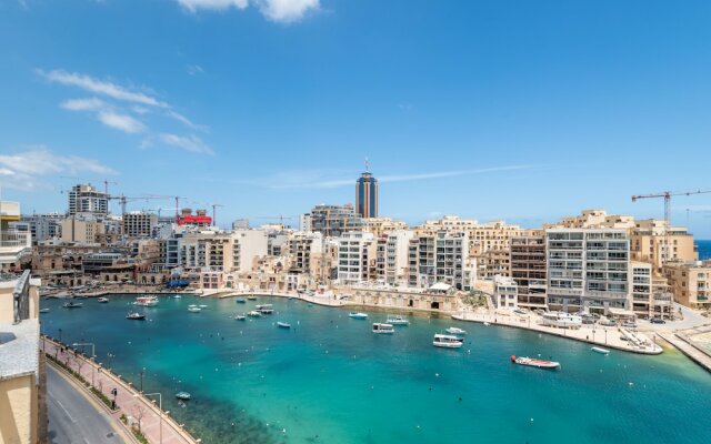 Spinola Bay Penthouse