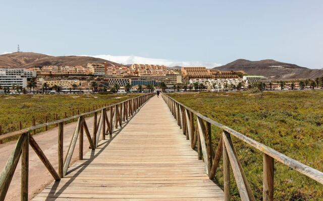 Modern Apartment in Solana Matorral With Terrace