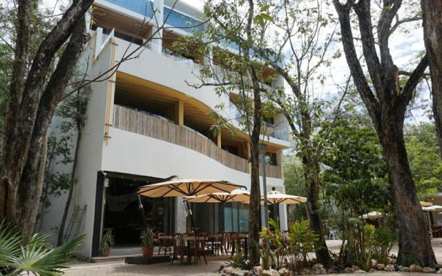 intimate apartment 1BR Tulum w/Pool & GYM ML