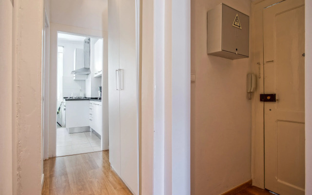 Alfama River Flat