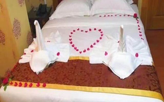 C & Y Hotel