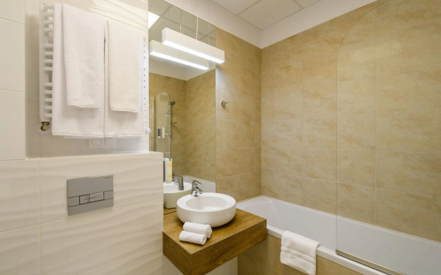 Varsovia Apartamenty Jerozolimskie