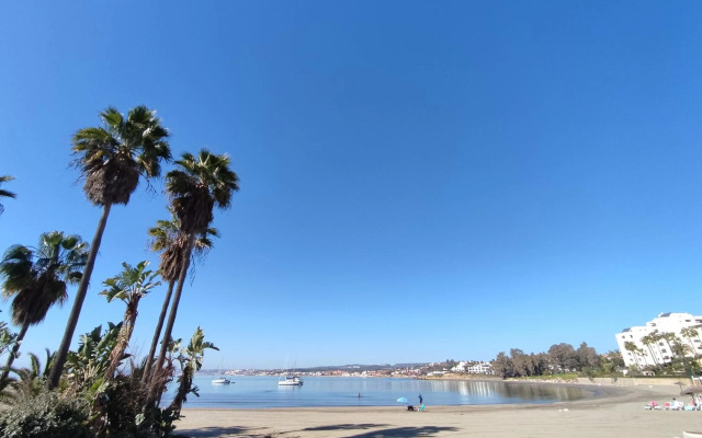 Front Sea View Penthouse