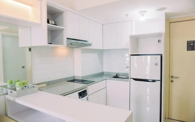 Scenic And Homey 2Br Apartment M-Town Residence Near Mall