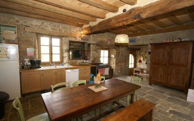 Authentic 17Th Century Home With Vast Garden 4Km From The Beach
