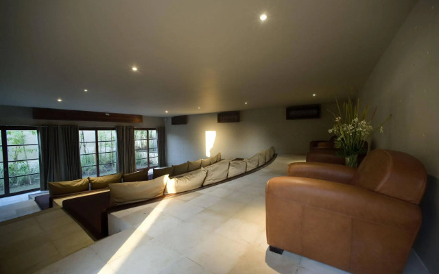 Villa Mary