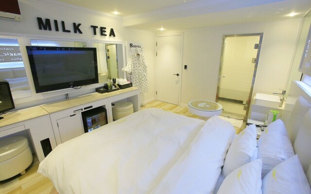 Yangpyeong Show Hotel