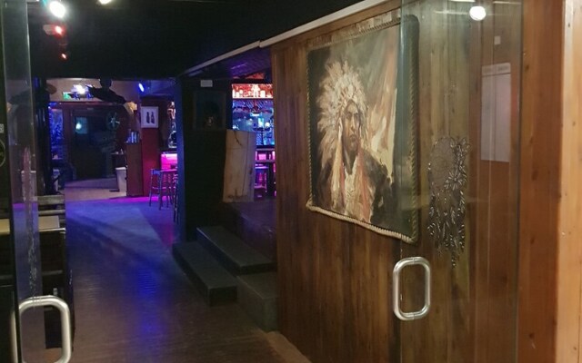 Mylos Court Apartments