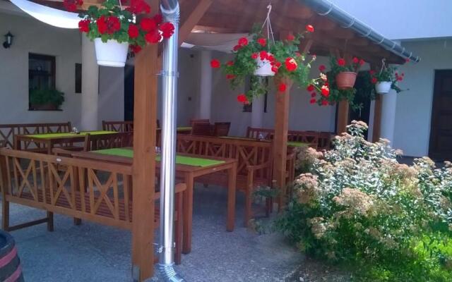 Bényei Fogadó Panzió és Étterem