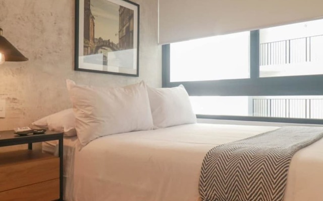 w Designer 2BR in Miraflores