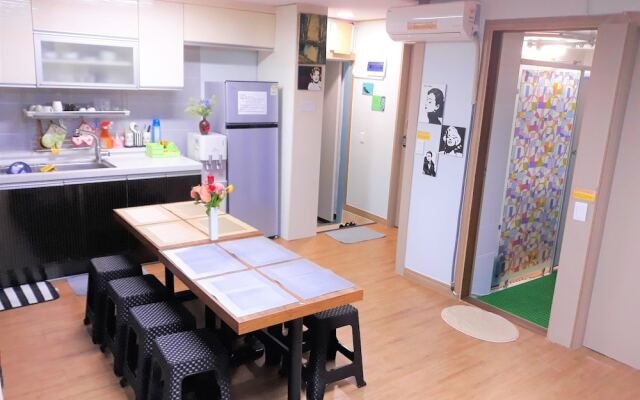 Work Life Balance Guesthouse Busan Station - Hostel