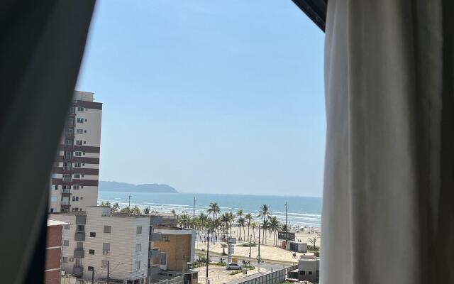 50m Praia-Tupi - WI-FI -SmartTV- Enxoval completo