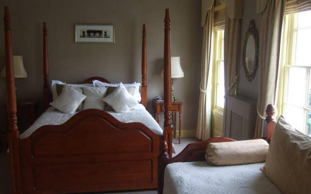 Hilden House