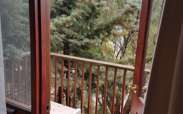 Adamsons Riverside Accommodation