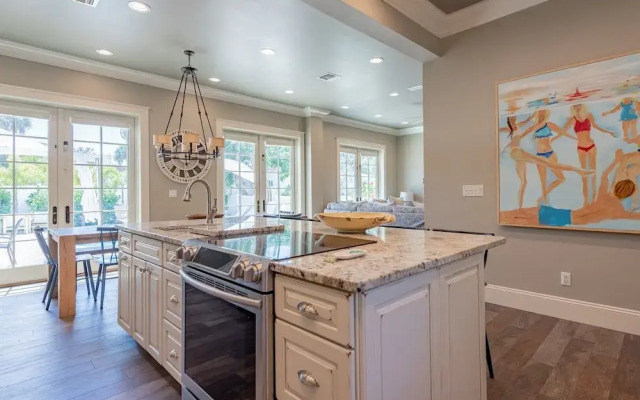 215 Spring Avenue 5 Bedroom Home by RedAwning