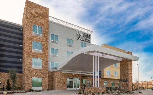 Fairfield Inn & Suites by Marriott Fort Worth Southwest at Cityview