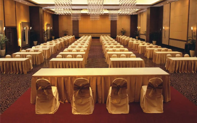 The Retreat Hotel & Convention Centre