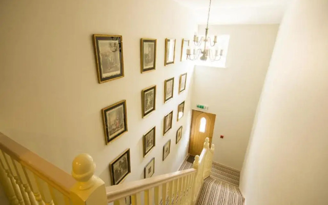 Wakefield Limes Lodge