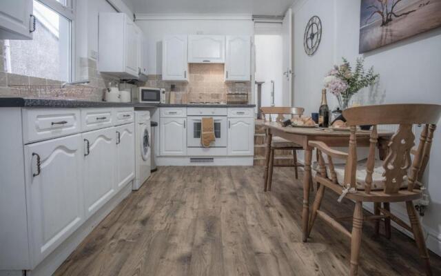 Langland Road - 1 Bedroom Apartment - Mumbles