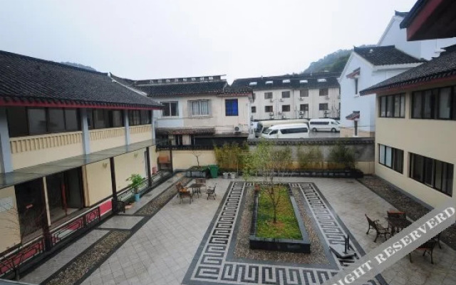 Zizai Hotel