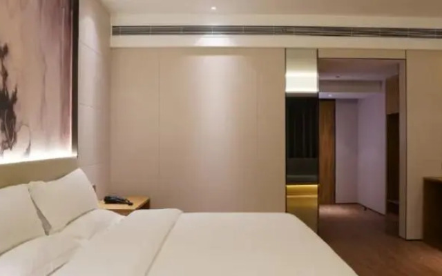 Marco Polo Holiday Hotel