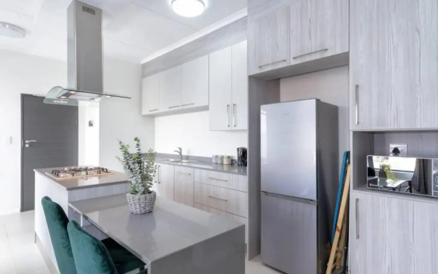 Alimama Spaces: The Manson's 8 On New