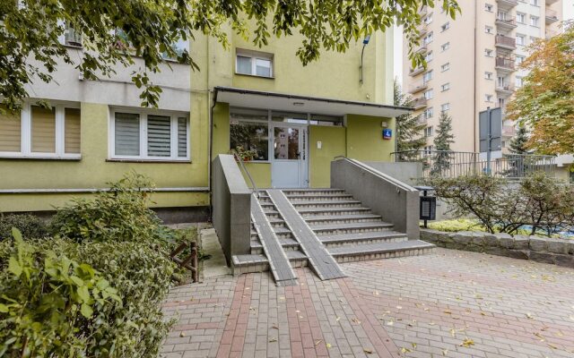 Sweet Studio Saska Kepa by Renters