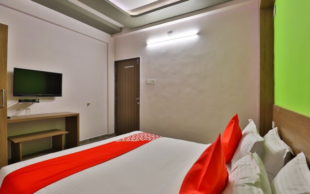 Hotel Ab Apple By OYO Rooms