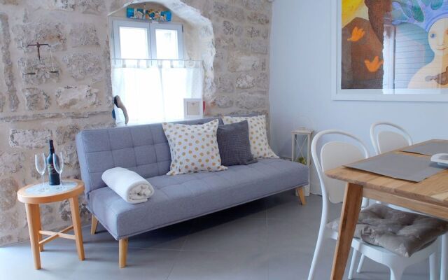 Dolce Vita Stone House Hvar