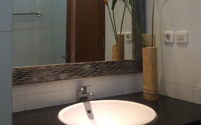 Ayu Love and Harmony Guest House