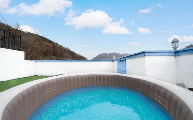 Chuncheon Dogandstay
