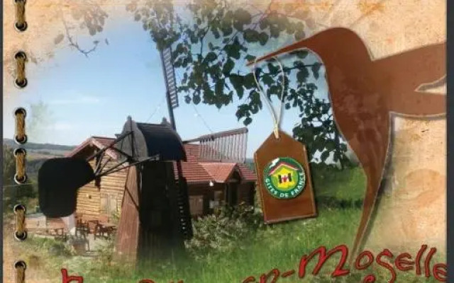 Le Chalet du Chemin et sa Roulotte