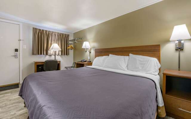 Econo Lodge Bellefonte I-99