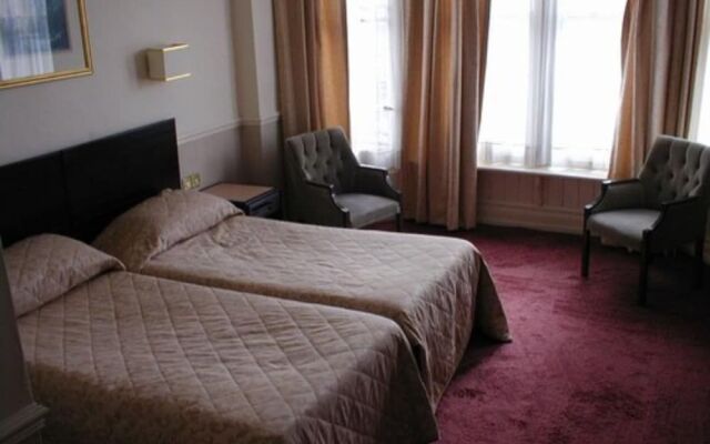 Glen Usk Hotel