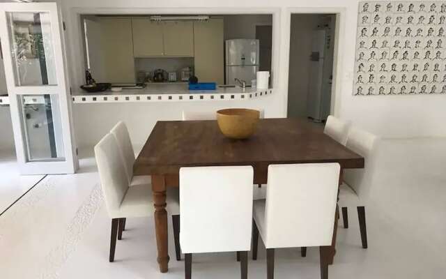 Casa Jardins de Iporanga