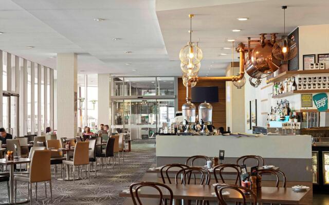 Mercure Melbourne Caroline Springs