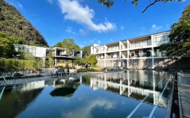 Qingyuan 21 Degrees Mountain Residence · Starry Sky Pool Peak Forest Secret Realm Mountain Residence