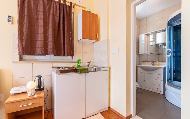 S1 - Studio Just 50m From the Beach With sea View