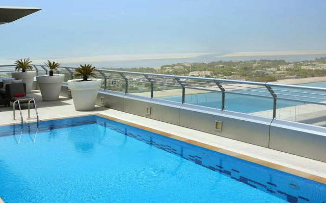 Centro Capital Centre by Rotana Hotel