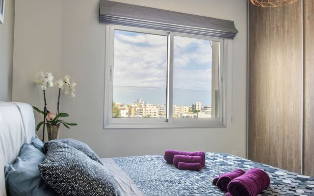 Levanco City Sea Business Suite