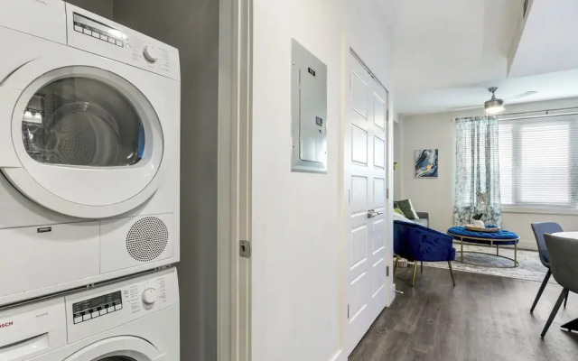 Magnificent Condo Near Bourbon Street