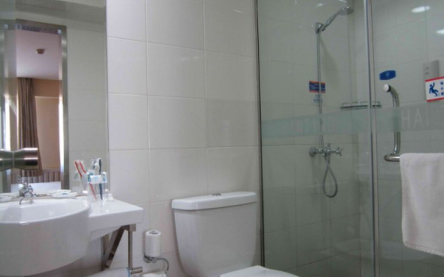 Hanting Hotel Shenyang North Train Station Hui Gong