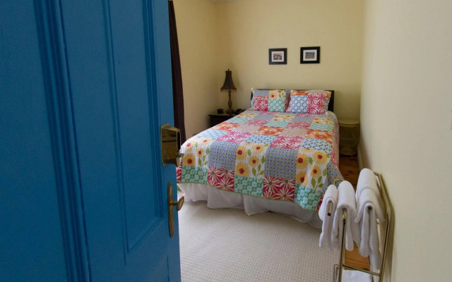 The Elizabeth Manor Guesthouse