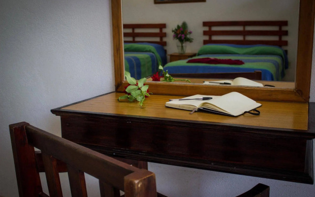 Suites & Hotel Punta Esmeralda