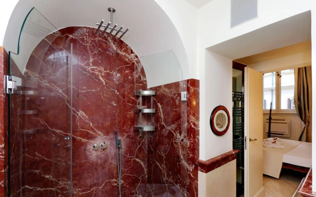 Rome Unique Spanish Steps Apartments